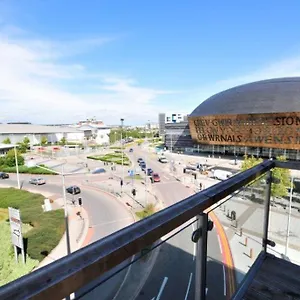 https://quayside-apartments.cardiffhotelswales.com